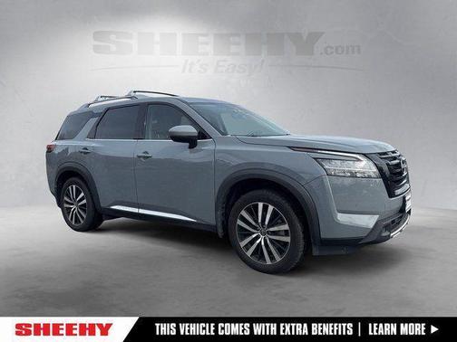 2024 Nissan Pathfinder Platinum FWD