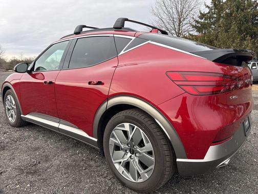 2025 Genesis GV60 Standard AWD