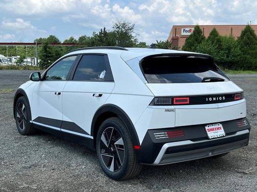 2025 Hyundai IONIQ 5 SEL