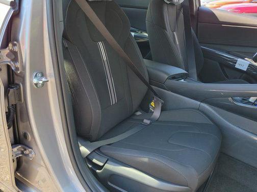 2025 Hyundai ELANTRA HEV SEL Sport