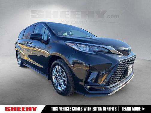 2023 Toyota Sienna XSE 7 Passenger