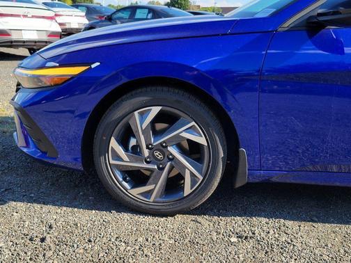 2025 Hyundai ELANTRA Sport