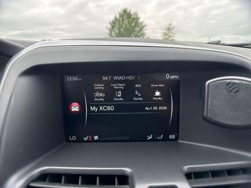 Blue 2015 Volvo XC60 T6 Platinum
