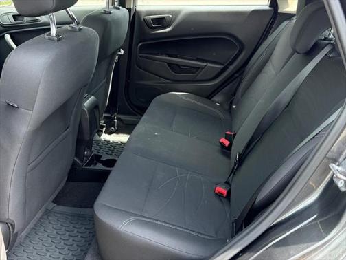 2017 Ford Fiesta SE