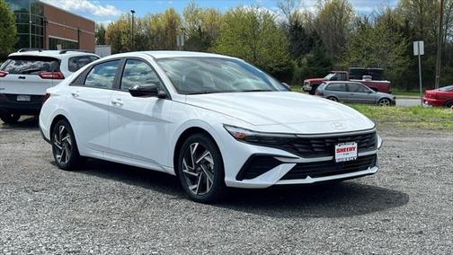 2025 Hyundai ELANTRA Sport