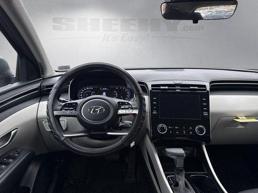 2023 Hyundai TUCSON SE