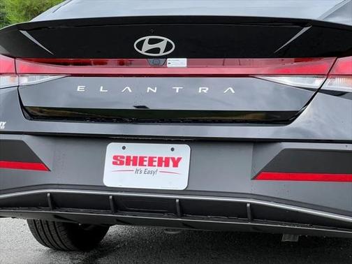 2025 Hyundai ELANTRA Sport