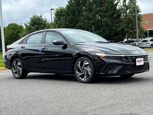 2025 Hyundai ELANTRA Sport