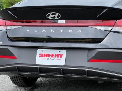 2025 Hyundai ELANTRA Sport