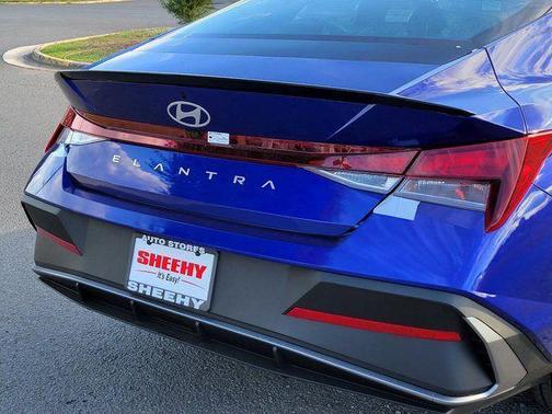 2025 Hyundai ELANTRA Sport