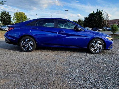 2025 Hyundai ELANTRA Sport