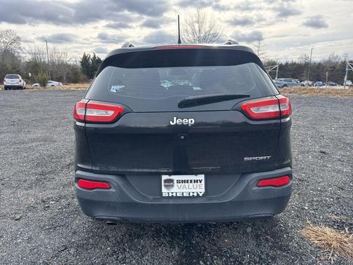 2015 Jeep Cherokee Sport