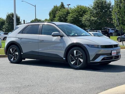 2025 Hyundai IONIQ 5 SEL