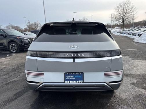 2024 Hyundai IONIQ 5 Limited