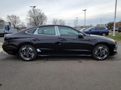 2026 Hyundai SONATA SEL