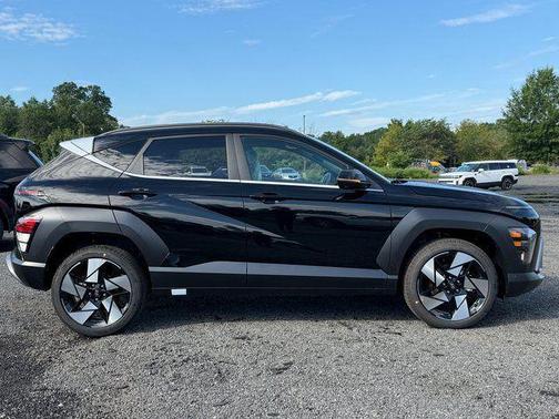 Abyss Black Pearl 2027 Hyundai KONA Limited