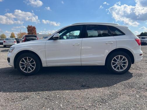2012 Audi Q5 2.0T Premium Plus