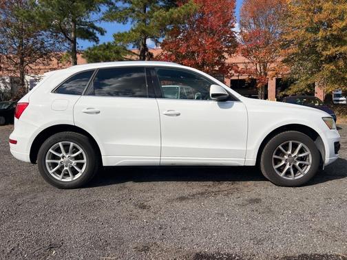 2012 Audi Q5 2.0T Premium Plus