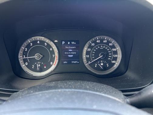 2022 Hyundai VENUE SE