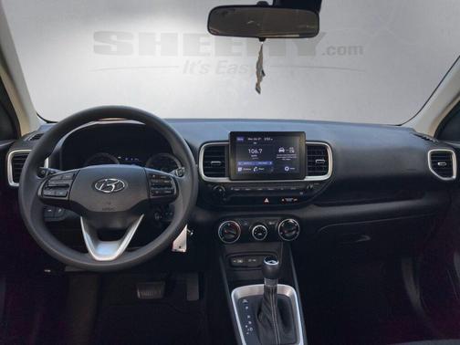 2022 Hyundai VENUE SE