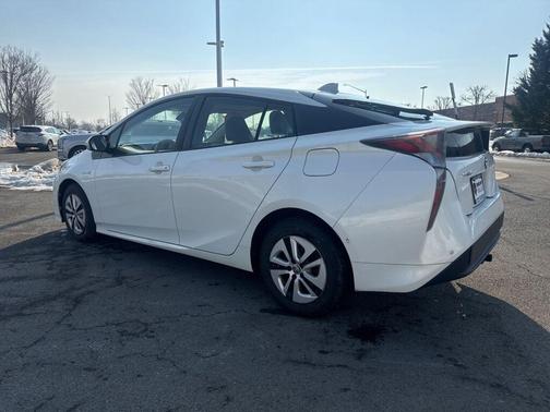 2016 Toyota Prius Four