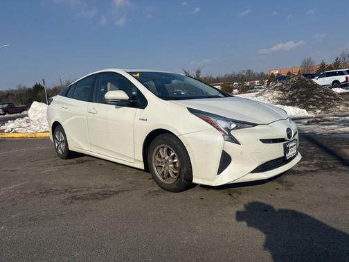 2016 Toyota Prius Four