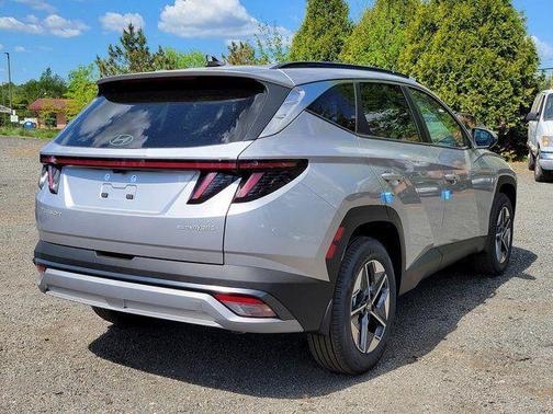 Shimmering Silver 2026 Hyundai TUCSON Hybrid SEL Convenience