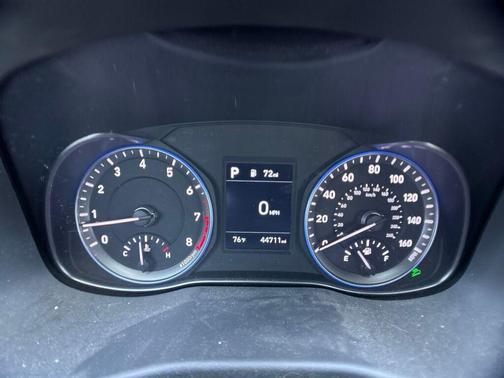 Ultra Black 2020 Hyundai KONA SE
