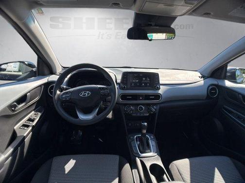 Ultra Black 2020 Hyundai KONA SE