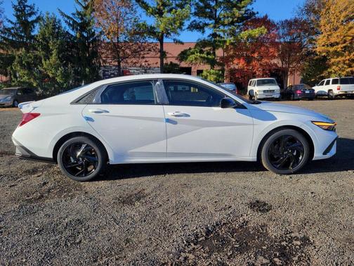 2026 Hyundai ELANTRA Sport