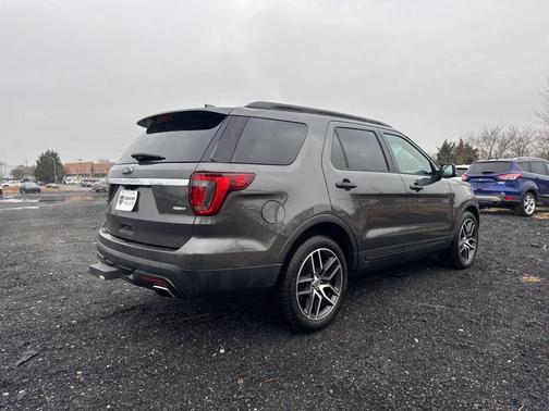 2016 Ford Explorer Sport