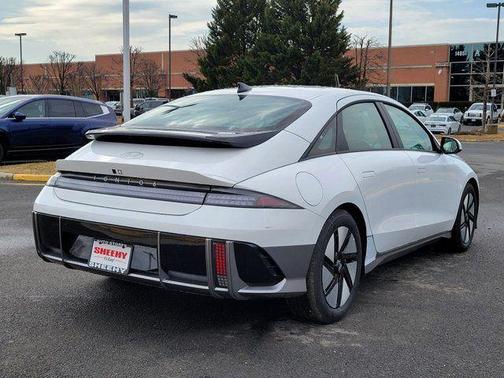 2025 Hyundai IONIQ 6 SE