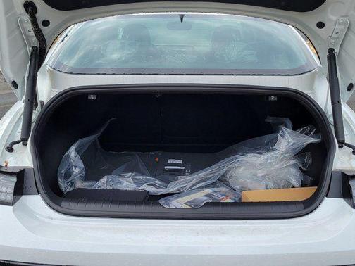 2025 Hyundai IONIQ 6 SE