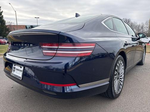 2023 Genesis Electrified G80 Base