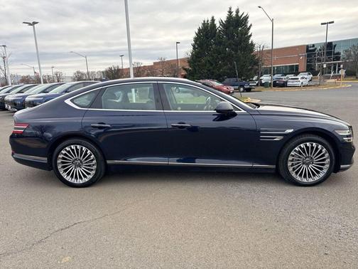 2023 Genesis Electrified G80 Base