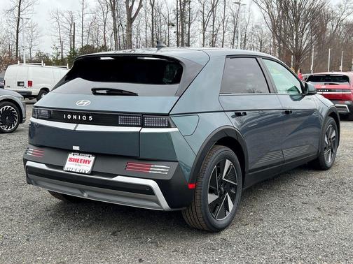 2026 Hyundai IONIQ 5 SE