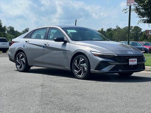 2025 Hyundai ELANTRA Sport
