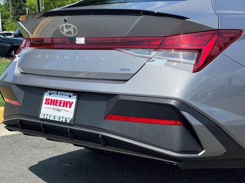 2025 Hyundai ELANTRA HEV SEL Sport