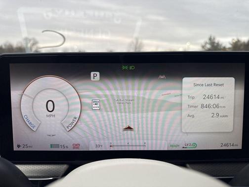 2024 Genesis GV60 Advanced AWD