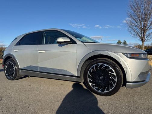 2024 Hyundai IONIQ 5 Limited