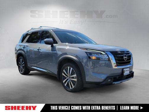 2022 Nissan Pathfinder Platinum 4WD