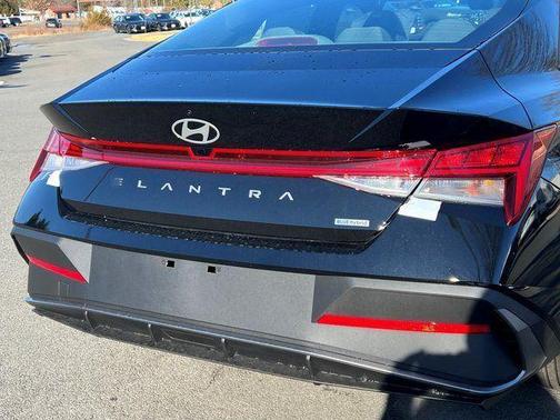 2026 Hyundai ELANTRA HEV Blue