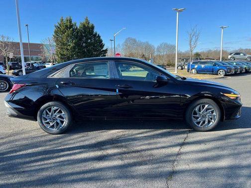 2026 Hyundai ELANTRA HEV Blue