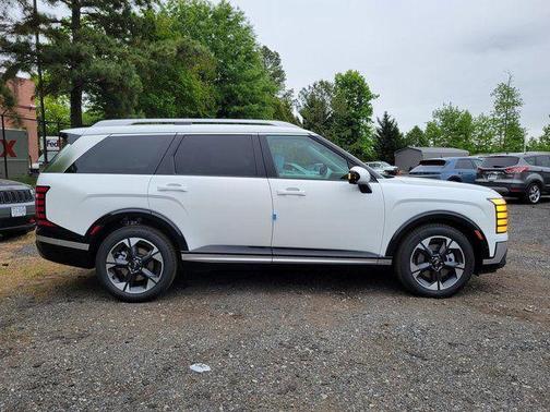 Creamy White Pearl 2026 Hyundai Palisade Hybrid Limited