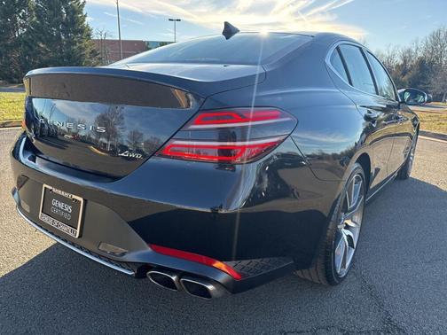 2023 Genesis G70 2.0T AWD
