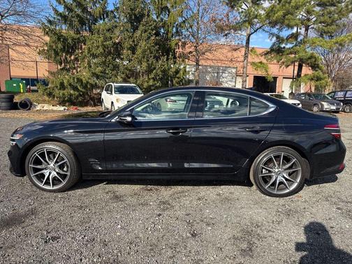 2023 Genesis G70 2.0T AWD