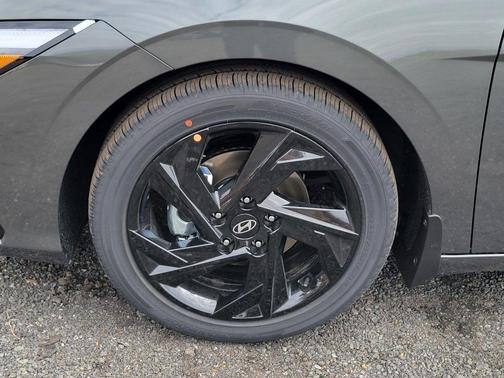 2026 Hyundai ELANTRA Sport