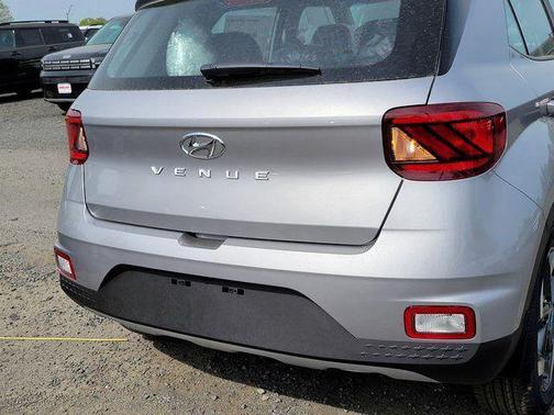 Shimmering Silver 2026 Hyundai VENUE SEL