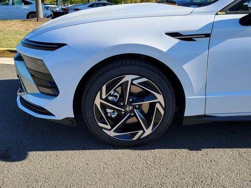 2026 Hyundai SONATA SEL