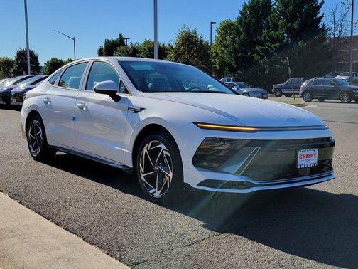 2026 Hyundai SONATA SEL